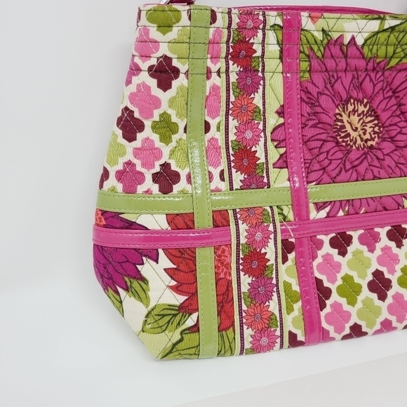 Vera Bradley | Women's Zippidy Bag in Hello Dahlia Retired Print (One Size) - Picture 6 of 16